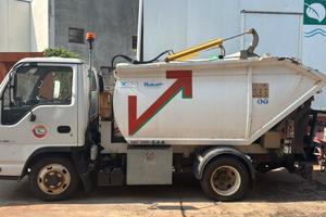 Isuzu 35 vasca costipatore rifiuti ribaltabile