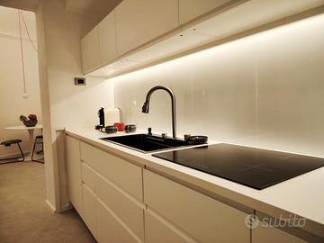 Ristrutturato 2 vani in zona centrale A/340