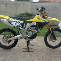 Suzuki rmz 250