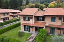 villa-a-schiera-a-barzano