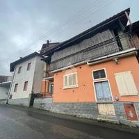 CASA SEMINDIPENDENTE A GARGALLO