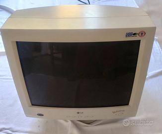 Monitor CRT 21" LG StudioWorks 221U