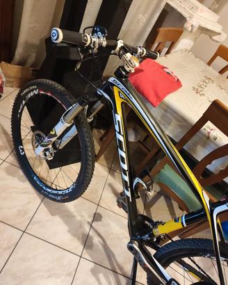 MtB scott scale RC01