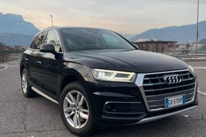 Audi Q5 50 Tsfi e 299cv