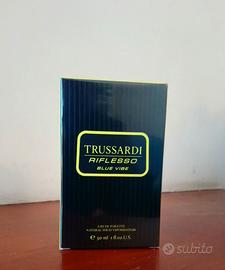 Profumo Trussardi. Riflesso Blue Vibe