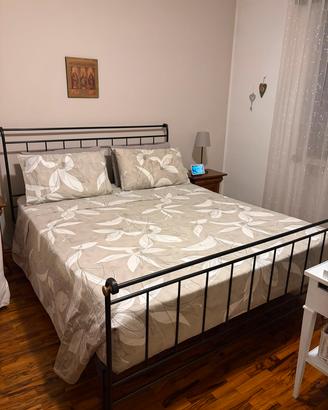 Letto matrimoniale in ferro battuto