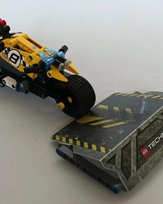 Lego Technic 42058 Stunt Bike COMPLETO