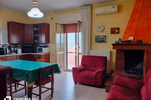 4 LOCALI A GINOSA