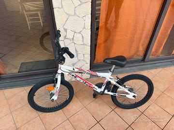Bicicletta BMX Atala Hurricane