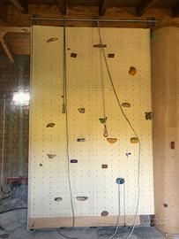 Moduli parete attrezzata + 4 boulder tondi