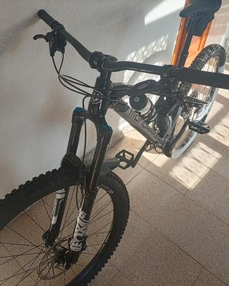 Mondraker Foxy 29 