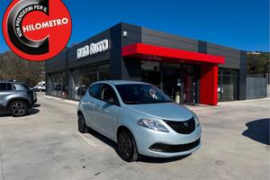 Lancia Ypsilon 1.0 FireFly 5 porte S&S Hybrid Oro