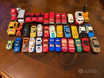 Lotto 37 Macchinine vintage e moderne