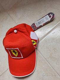 cappello ferrari