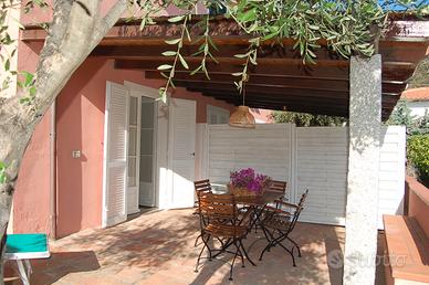 Pomonte Mono giardino clima e posto auto