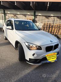 BMW x1 16d anno 2015 cambio automatico