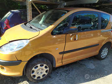Peugeot 1007