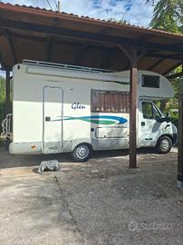Camper  mansardato Mclouis