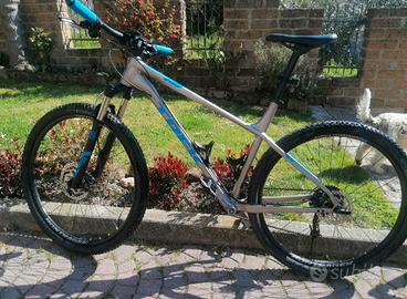 bicicletta mtb xcaliber  