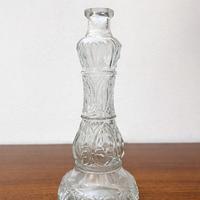 Bottiglia / caraffa vintage in vetro stampato