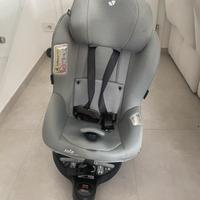 Seggiolino auto