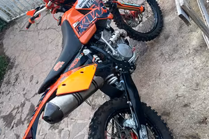 Ktm 250 4t factory