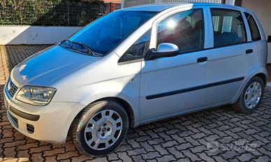 Fiat Idea 1.4 16v Active S&S Benzina/GPL 70kW 95CV