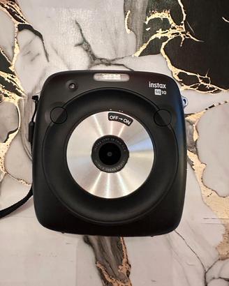 Fujifilm Instax SQ10 pari al nuovo 