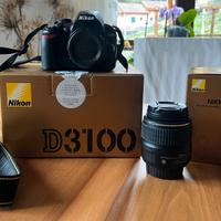 Macchina fotografica Nikon D3100 + obiettivo 18-55