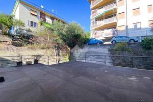 MAGAZZINO A SAVONA