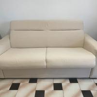 Divano letto matrimoniale colore crema/beije
