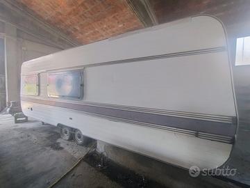 roulotte Adria mistral