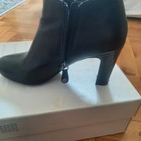 stivaletto geox 37
