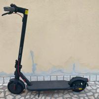 Monopattino elettrico XIAOMI