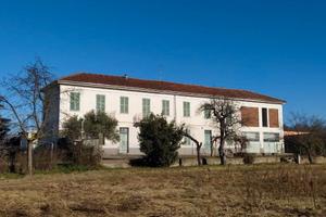 Cascianale con terreno ad asti