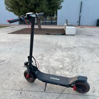 monopattino elettrico 