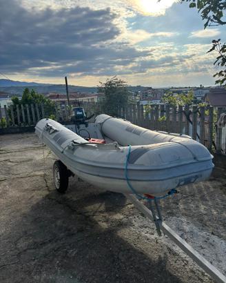 Gommone 4.30m con motore yamaha 20cv 2t