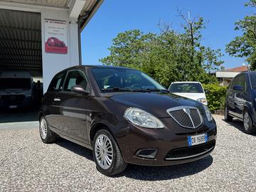 Lancia Ypsilon 1.4 Platino Ecochic GPL