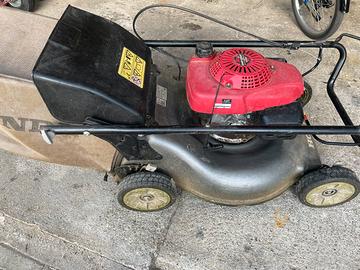 Taglia erba honda