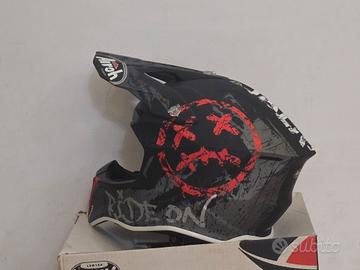 casco motocross 