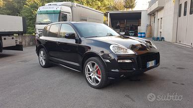 Porsche cayenne GTS