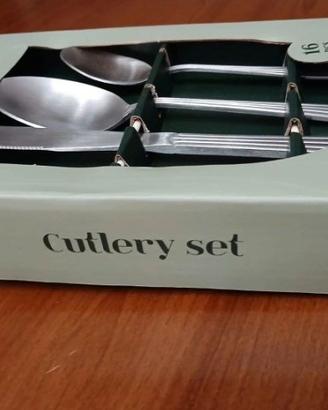 set da 16 pezzi in acciaio 