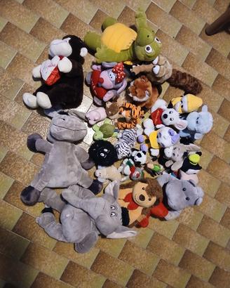 peluche vari  27 pezzi 