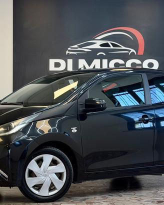 Toyota Aygo 1.0 VVT-i 69 CV 5 porte x-wave MMT