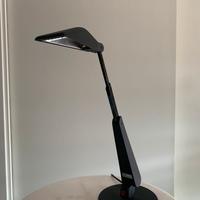 Lampada da tavolo Oluce di Gecchellin