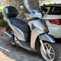 Scooter Honda 300