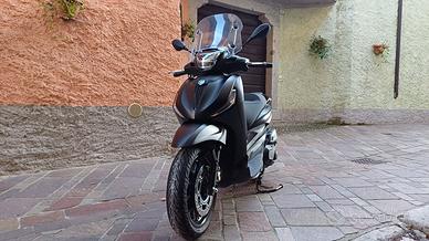 Piaggio Beverly 400