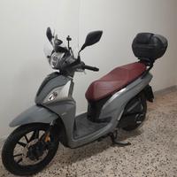 Sym Simphony 125 ST Liquid cooler