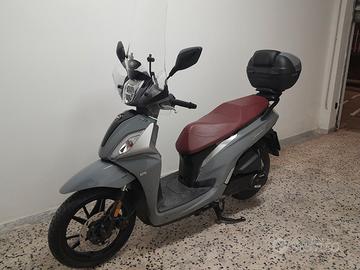 Sym Simphony 125 ST Liquid cooler