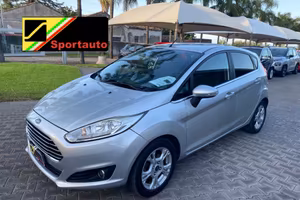FORD Fiesta 1.5 TDCi 75CV 5 porte Titanium